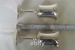 A Stunning Vintage Cased Pair Of Solid Sterling Silver Goblets Sheffield 1973
