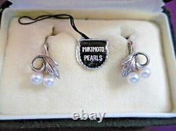 Lovely Pair Of Vintage Mikimoto Pearl Screw Earrings On Solid Silver