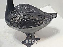 PAIR Vintage Large CAST IRON GEESE 14 Tall 8 lbs. 6 oz. Ea. Decor, Doorstops