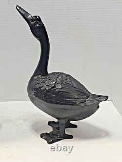 PAIR Vintage Large CAST IRON GEESE 14 Tall 8 lbs. 6 oz. Ea. Decor, Doorstops