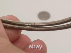 Pair Vintage Silver Etched Pointed Ends bangle / Cuff Bracelet unisex