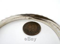 Pair of Bangle Bracelets Sterling Silver Diamond Cut Mexican 925 Vintage Jewelry
