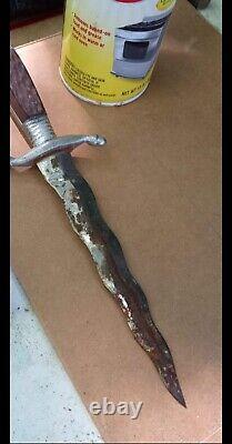 Pair of Vintage Guttmann Cutlery Daggers. With Leather Sheaths