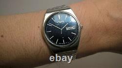 Seiko White QHY030 Blue QHY031 Seiko Lord Quartz 7853-7010 Vintage Quartz Pair