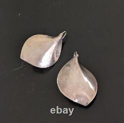 Signed Modernist Minimalist Vintage D Epstein Leaf Earrings in Sterling Silver