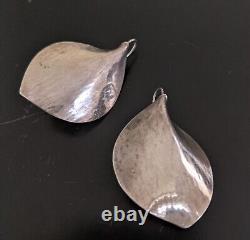 Signed Modernist Minimalist Vintage D Epstein Leaf Earrings in Sterling Silver