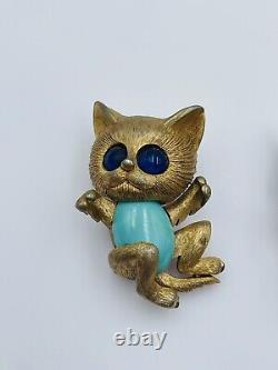 Trifari Vintage Pair Gold & Silver Plated Turquoise & Pearl Belly Cat Pins