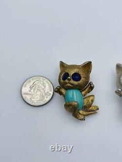 Trifari Vintage Pair Gold & Silver Plated Turquoise & Pearl Belly Cat Pins