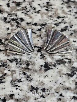 Vintage 1 1/8 James Avery Omega Back Sterling Silver Clam Triangle MCM Earrings