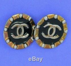 Vintage Chanel CC Paris Silver Tone Black Accent Clip On Earrings Pair