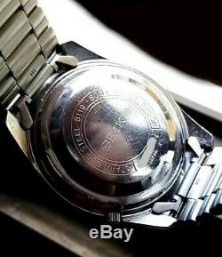 Vintage Classic Pair of Gen 1 Seiko 5 DJ with fluted Bezel Serviced + Warranty