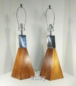 Vintage MID CENTURY Style MODERN WOOD and SILVER Toned LAMPS 1 PAIR Table Lamps