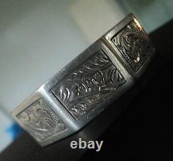 Vintage PAIR of Sterling Silver Serviette / Napkin Rings Ring h/m 1925 Chester