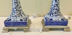 Vintage Pair Bombay Chinese Porcelain Blue and White Buffet Table Lamp 26