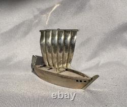 Vintage Pair Sailboats Sterling Silver Salt and Pepper Shaker 925 Ship
