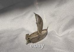 Vintage Pair Sailboats Sterling Silver Salt and Pepper Shaker 925 Ship