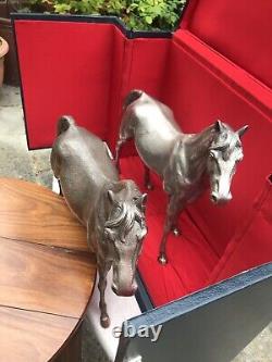 Vintage Sterling Solid Silver Matching? Pair Of Racing Horse Figure's 4148.8 Gr