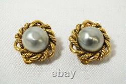 Vtg1984 Chanel Gold Twist Faux Silver Pearl Clip On Earring PAIR France 2187