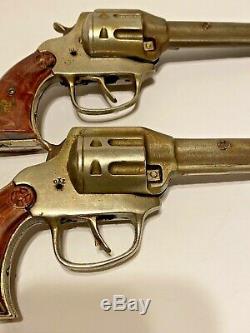 1940 Vintage Paire De Kilgore Lone Ranger Hiyo Argent En Fonte Cap Armes À Feu