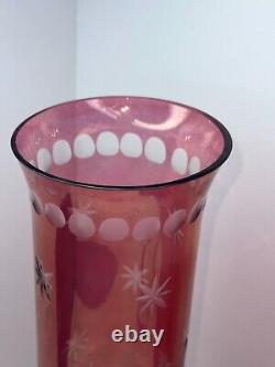 2 Porte-bougies en verre cranberry gravé et argenté de style Art Nouveau
