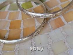 Beau Lot de Bracelets Vintage en Argent Sterling Estampillés Solides Navajo avec Thunderbirds, Étoiles et Flèches