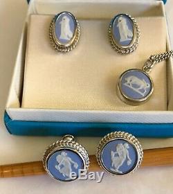 Belle Vintage Wedgwood Bleu, Collier Et 2 Paires De Boucles D'oreilles, Nouveau Prix 129 $