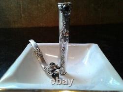 Belle paire de porte-cigarettes vintage en argent ornés de gems (1 dragon)