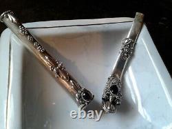 Belle paire de porte-cigarettes vintage en argent ornés de gems (1 dragon)