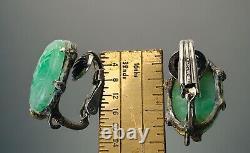 Boucles d'oreilles clips en jade sculpté vintage ou antique montées en argent sterling