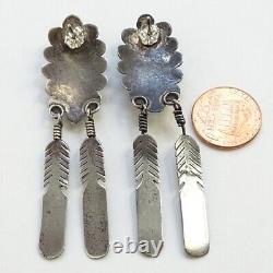 Boucles d'oreilles pendantes percées en onyx noir vintage Navajo avec décoration en stampillage