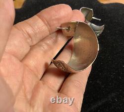 Boucles d'oreilles vintage Navajo en argent sterling JB, larges créoles avec estampillage de designer