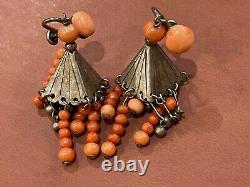 Boucles d'oreilles vintage en argent sterling antique et perles de corail à vis pair