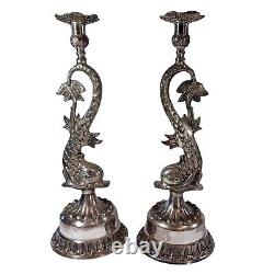 Bougeoir en argent plaqué repoussé de style vintage du milieu du siècle avec dauphin et carpe koï