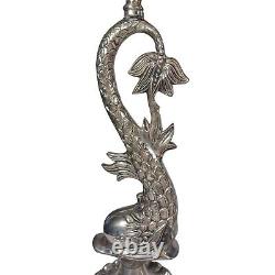 Bougeoir en argent plaqué repoussé de style vintage du milieu du siècle avec dauphin et carpe koï