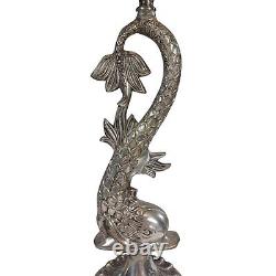 Bougeoir en argent plaqué repoussé de style vintage du milieu du siècle avec dauphin et carpe koï