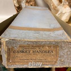 Coffin De Pêche Vintage Ou Anticique En Casket Plein Pilver En Nos Originaires