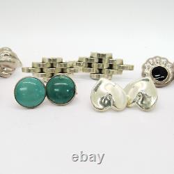 Ensemble de 7 paires de boucles d'oreilles vintage en argent sterling moderniste à vis et à clip.