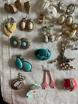 GRAND LOT de 150+ PAIRES DE BOUCLES D'OREILLES VINTAGE/ACTUELLES PORTABLES À REVENDRE DE NOMBREUX STYLES/COULEURS
