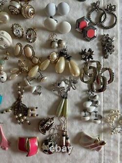 GRAND LOT de 150+ PAIRES DE BOUCLES D'OREILLES VINTAGE/ACTUELLES PORTABLES À REVENDRE DE NOMBREUX STYLES/COULEURS