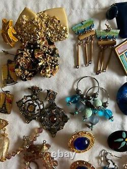 GRAND LOT de 150+ PAIRES DE BOUCLES D'OREILLES VINTAGE/ACTUELLES PORTABLES À REVENDRE DE NOMBREUX STYLES/COULEURS