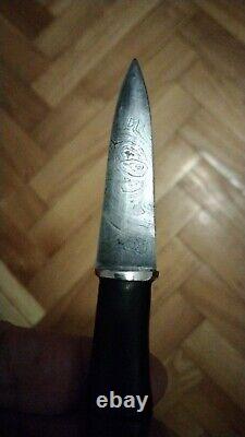Lame de couteau poignard vintage en acier fixe avec manche en laiton, paire pour hommes, art rare ancien du 20e siècle.