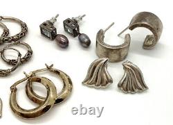 Lot 8 Paire de boucles d'oreilles en argent sterling avec topaze $12 la paire 19.6g Bijoux vintage