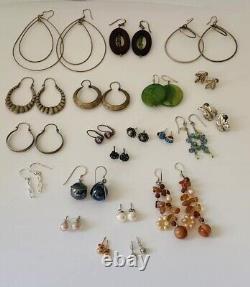 Lot de 21 paires de boucles d'oreilles vintage en argent sterling 925 à pendantes et clous.