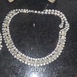 Lot de 40 pièces de bijoux en strass vintage broches boucles d'oreilles colliers bracelets