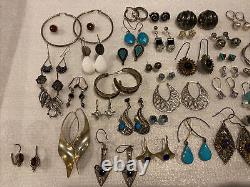 Lot de 43 paires de boucles d'oreilles en argent sterling vintage