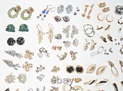 Lot de 78 paires de boucles d'oreilles principalement vintage, certaines signées, collection éclectique de haute qualité