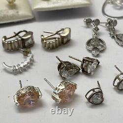 Lot de bijoux de 21 boucles d'oreilles vintage en argent sterling avec pendants CZ et pierres précieuses