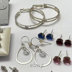 Lot de bijoux de 21 boucles d'oreilles vintage en argent sterling avec pendants CZ et pierres précieuses