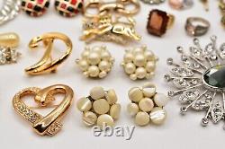 Lot de bijoux vintage Christian Dior Swarovski Joan Rivers Trifari Monet AK J111