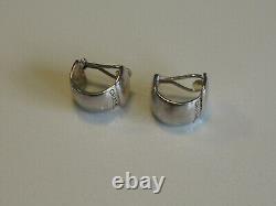 Paire De Clip Vintage Chanel Sur Boucles D’oreilles En Argent